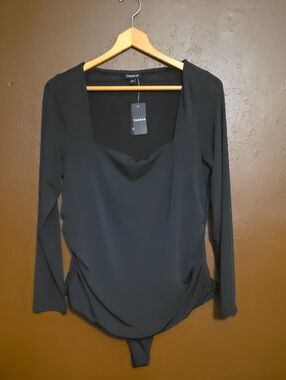 torrid Black Long-Sleeve Square Neck Bodysuit with Scoop Detail Size L
